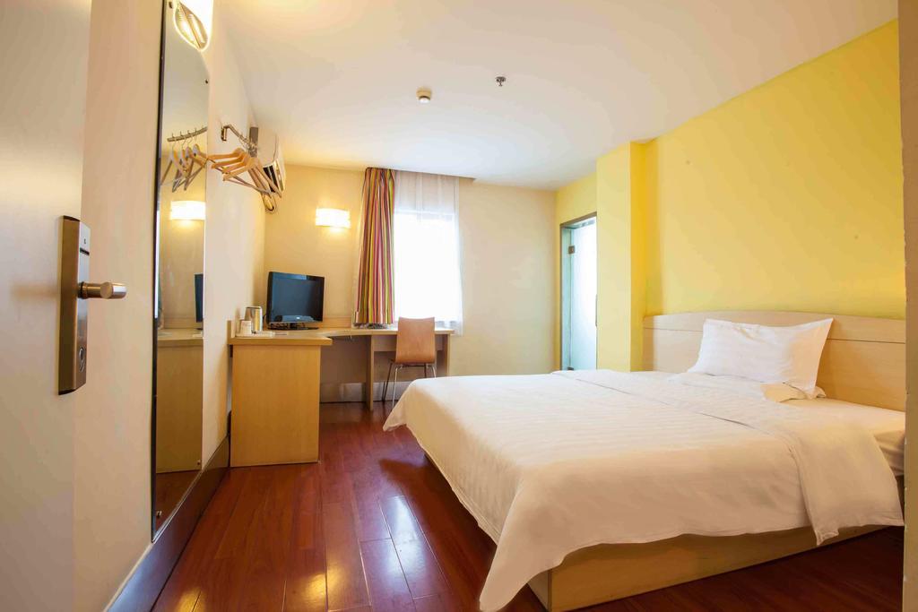 7 Days Premium Zhangye West Toursim Bus Station Ngoại thất bức ảnh